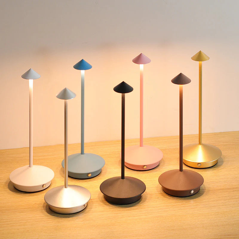 LED Tischlampe mit Touch-Steuerung – dimmbar & wiederaufladbar, modernes Design