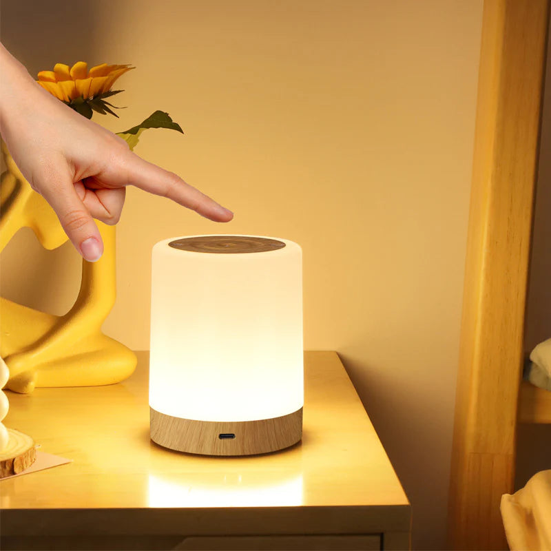 LED Touch Lampe mit Farbwechsel – Stilvolle Atmosphäre auf Knopfdruck